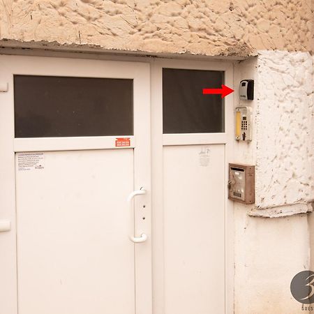 365 Guest Apartment Hunedoara Exterior photo